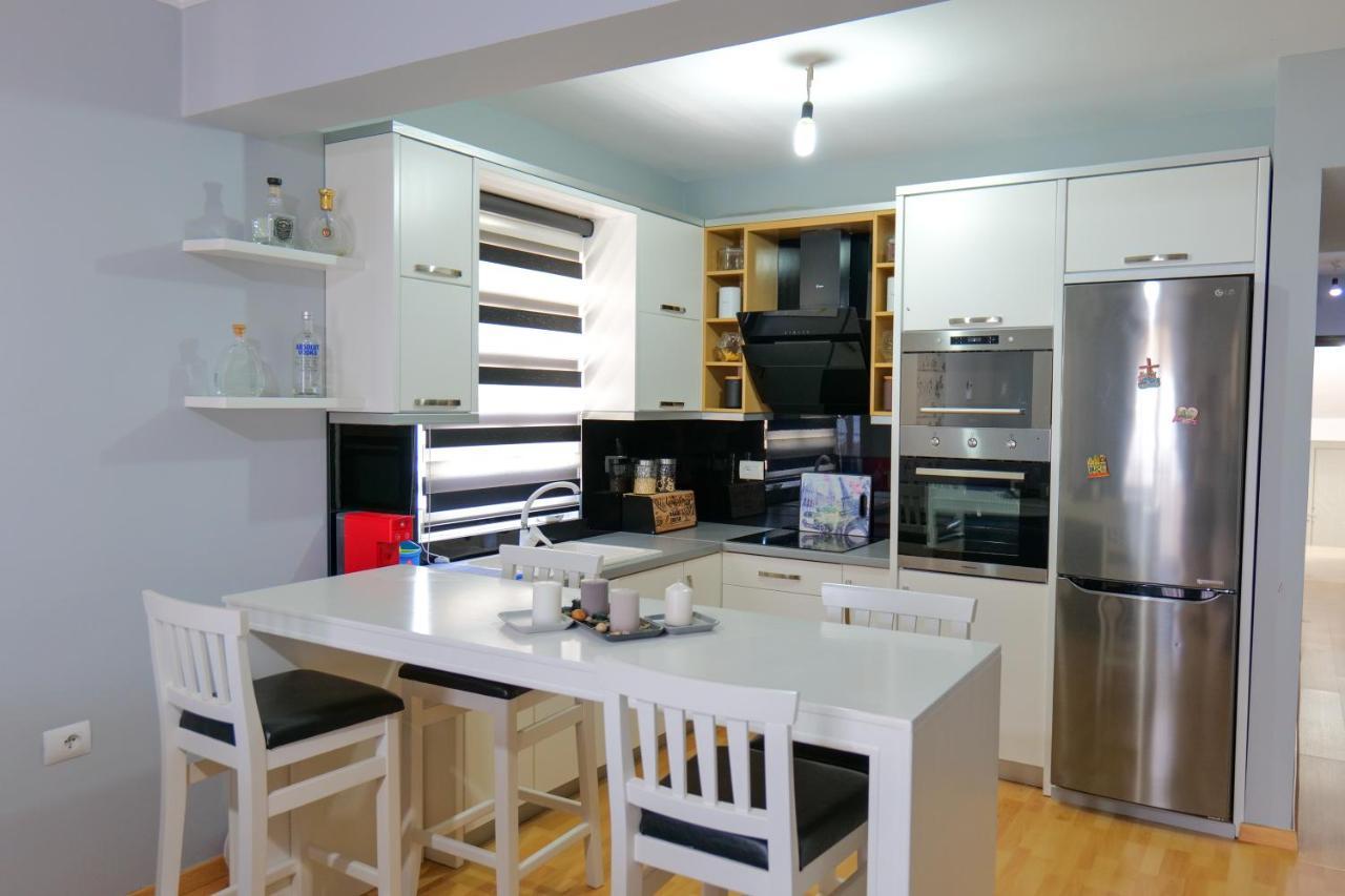 Ansel Home Sarandë Esterno foto