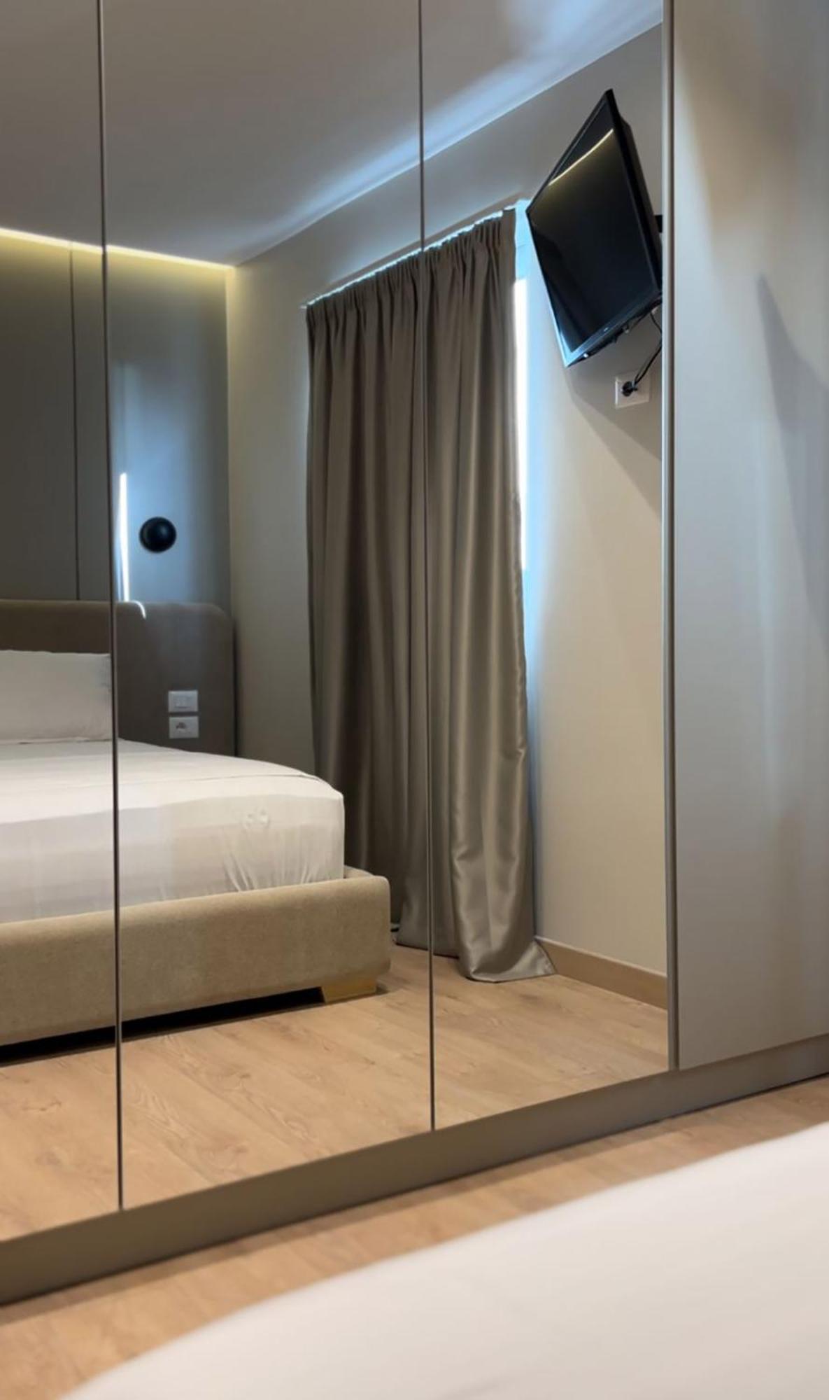 Ansel Home Sarandë Esterno foto