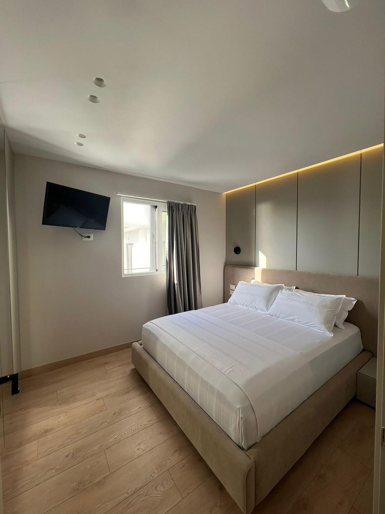 Ansel Home Sarandë Esterno foto