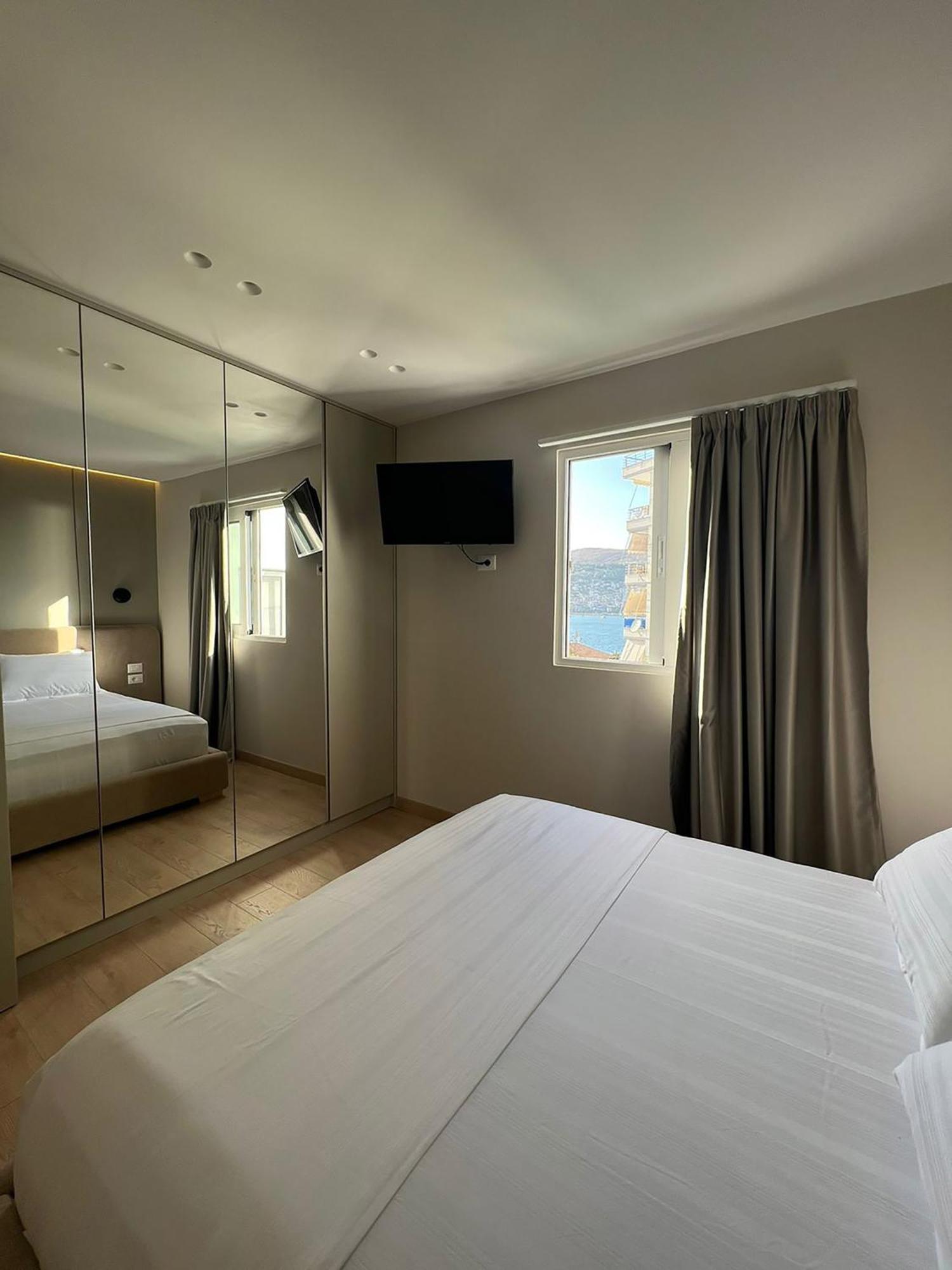 Ansel Home Sarandë Esterno foto
