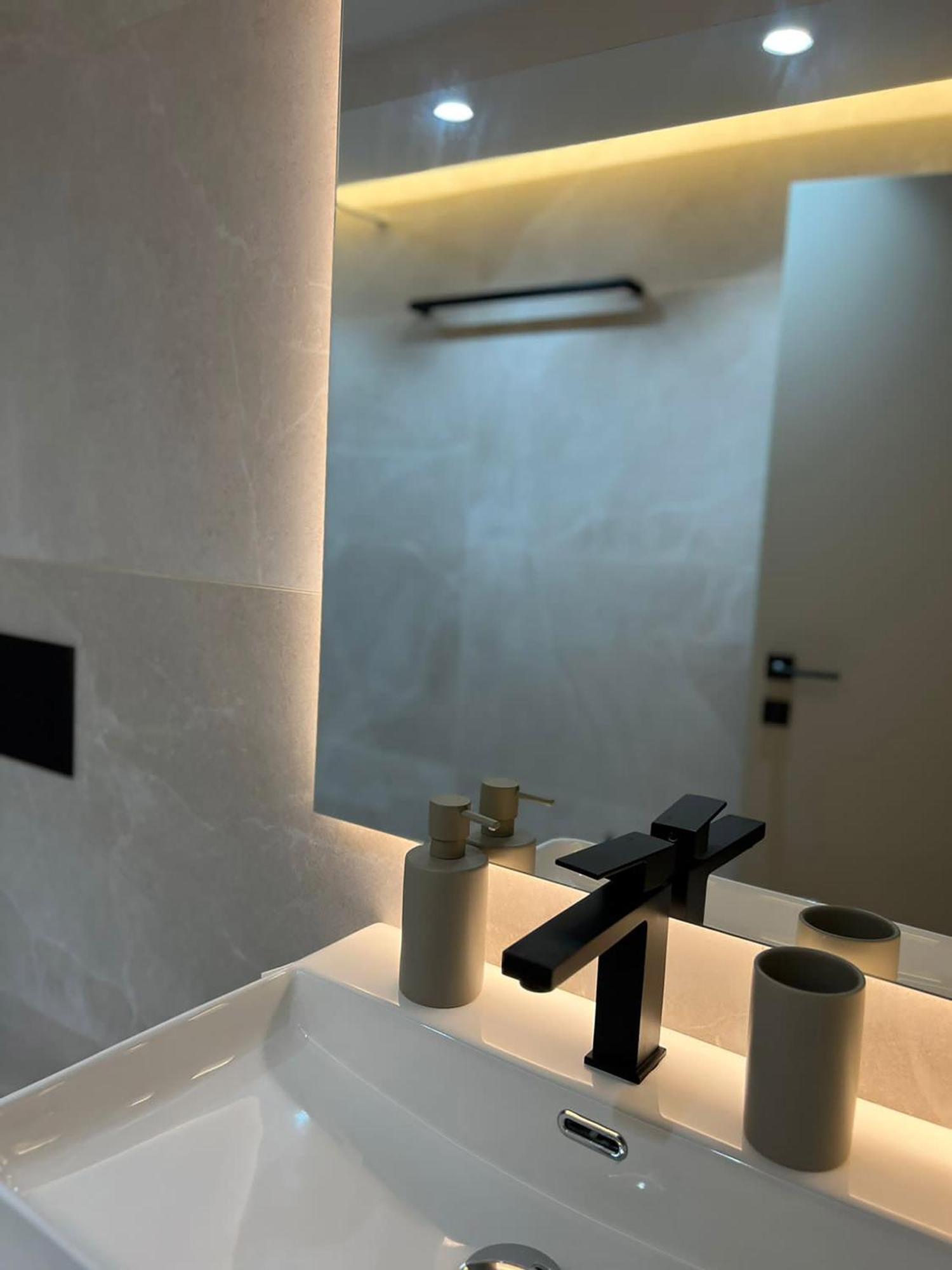 Ansel Home Sarandë Esterno foto